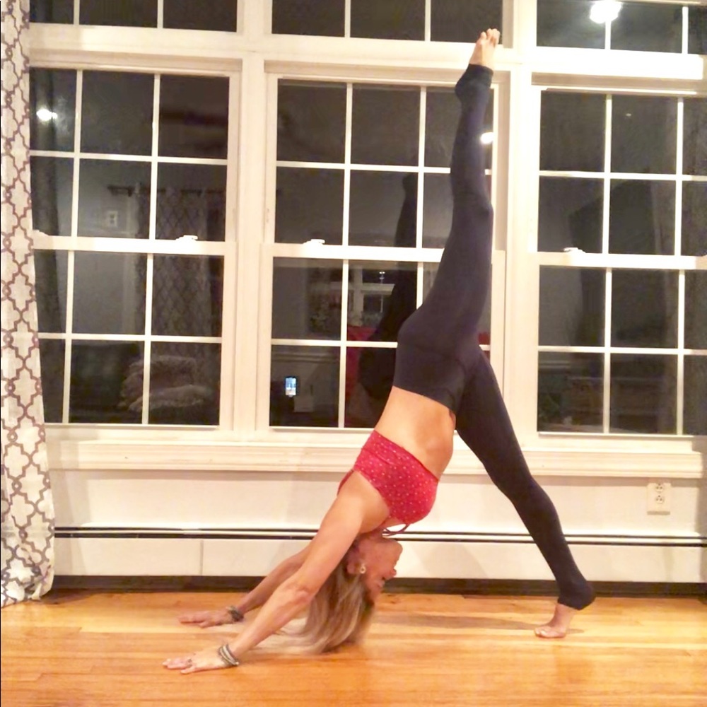 Meet your Posher, Cara